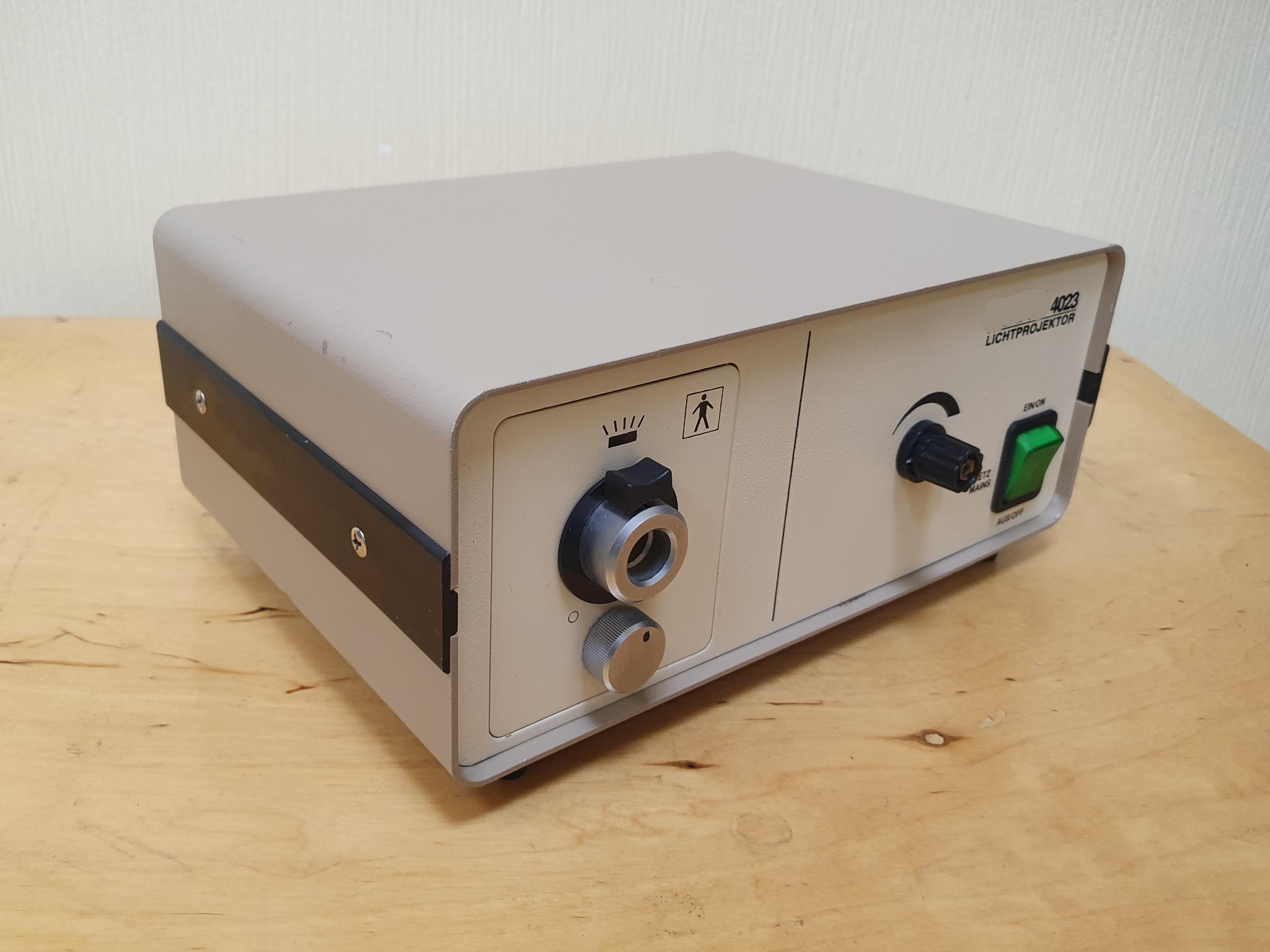 Richard Wolf Type 4023 эндоскопический источник холодного света