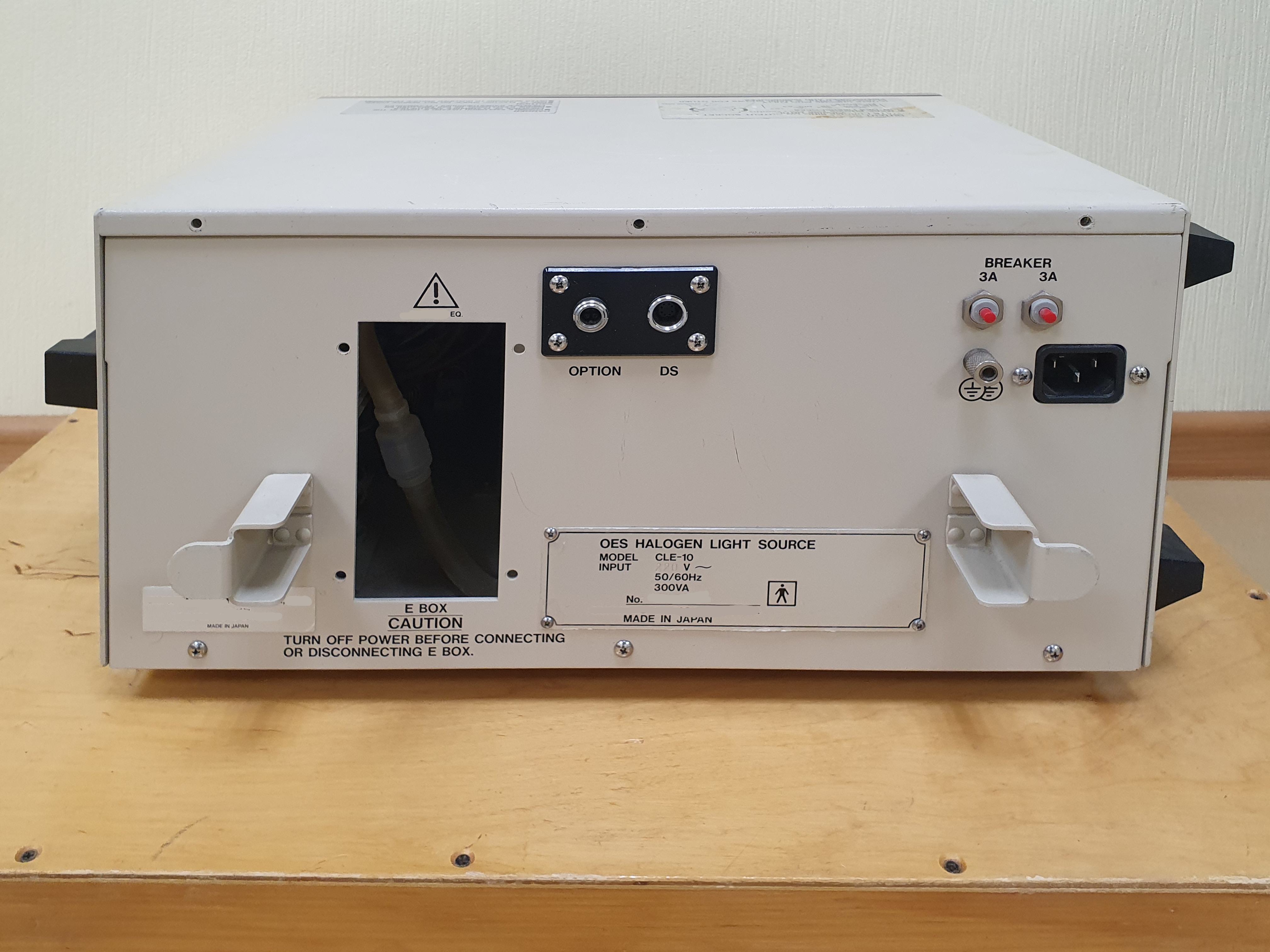 Olympus CLE-10 галогеновый источник холодного света