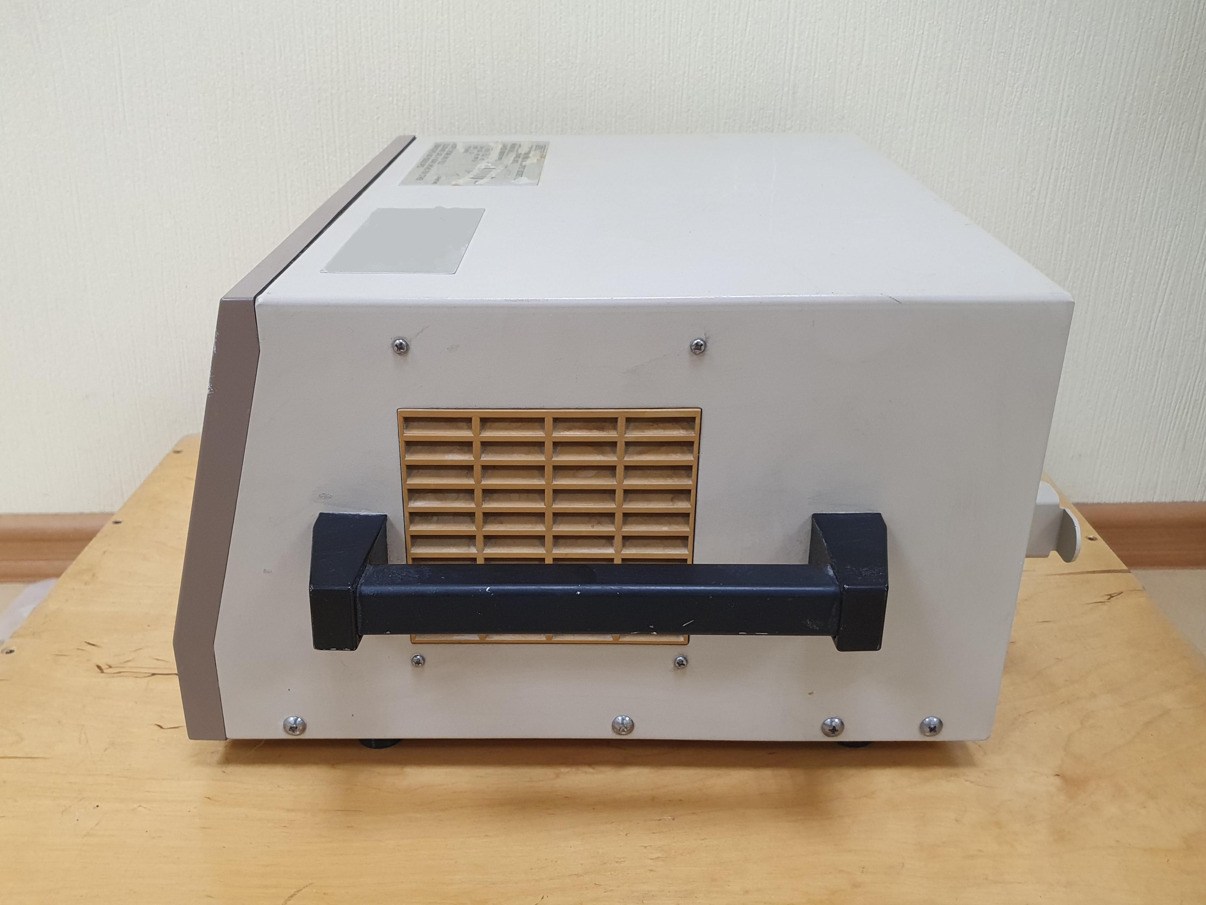 Olympus CLE-10 галогеновый источник холодного света